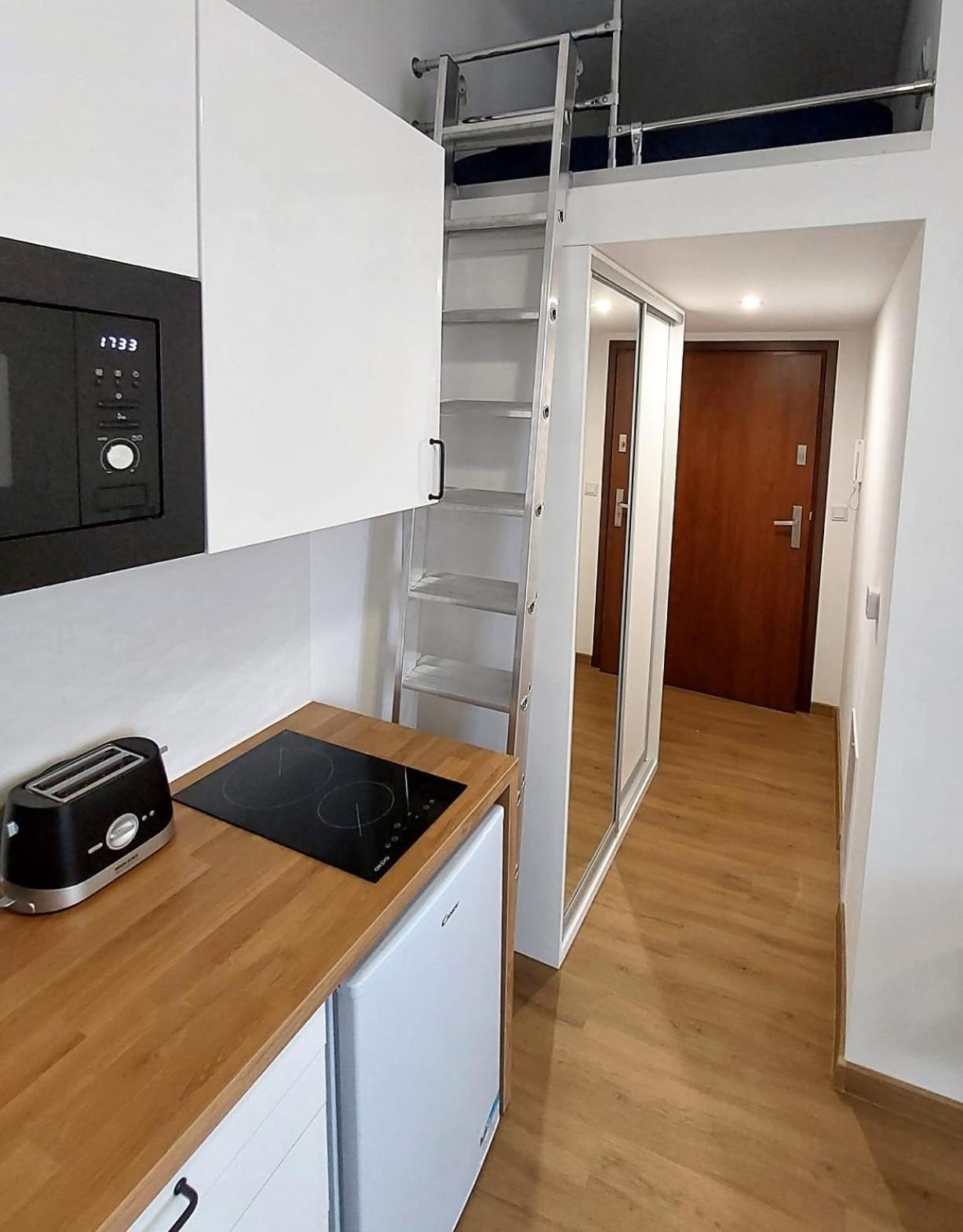 Old Town Stage Apartment One Krakow Ngoại thất bức ảnh